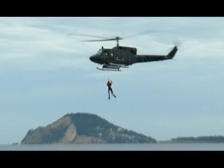 Pozzuoli (NA) - Soccorso in mare di migranti, esercitazione nelle acque flegree (10.10.15)