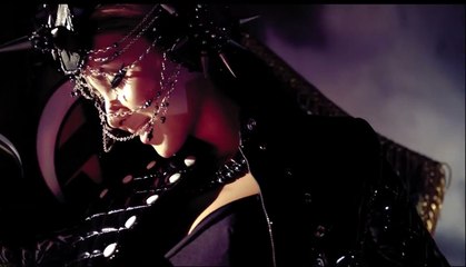 CL - The Baddest Female - MV Vostfr