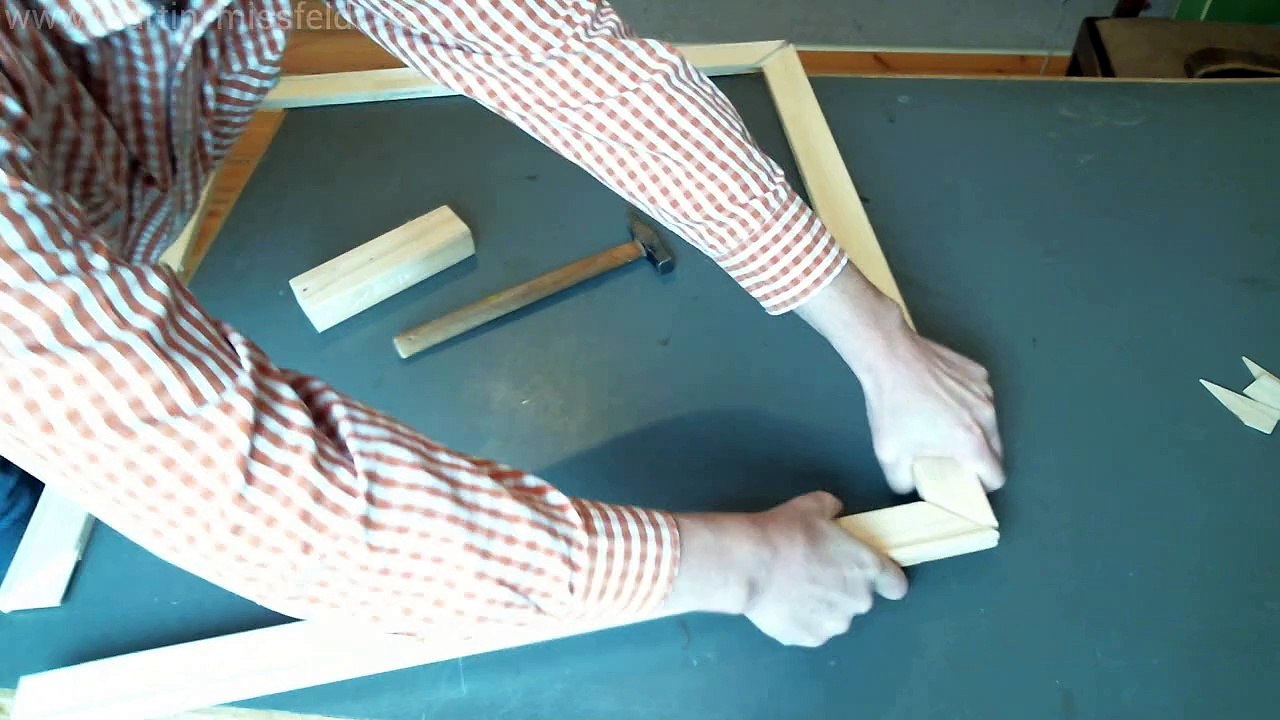 Keilrahmen zusammenbauen