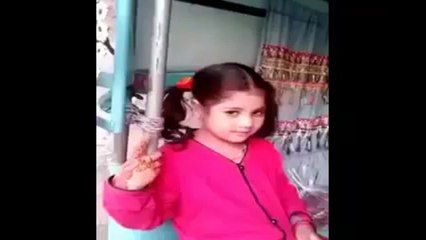 Cute Girl singing Bara Dushman Bana Phirta Hai