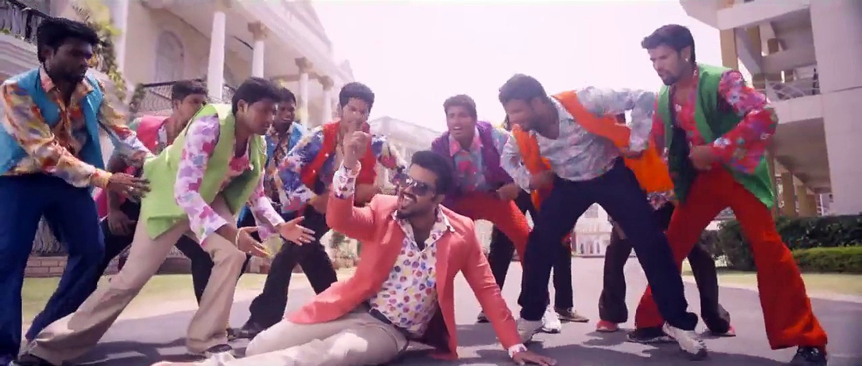 Amar Akbar Anthony - Manjaadum Song | Prithviraj, Jayasurya, Indrajith, Namitha Pramod