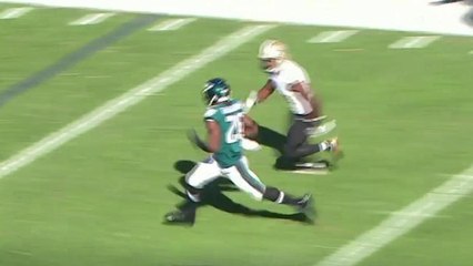 Eagles Walter Thurmond picks off Drew Brees and returns it 44 yards