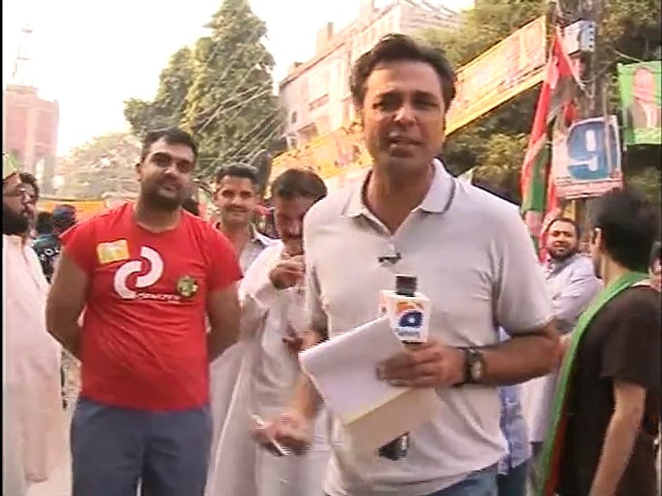 NA-122... Power of camera and how the crowd reacts to it | Syed Talat Hussain | Naya Pakistan | Geo News