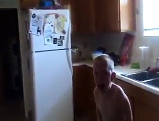 Kids fighting cause she wants to marry him SO FUNNY!!!! (Original)