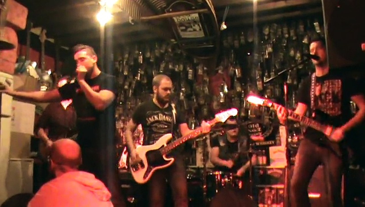 the strikes en concert a la mouffe
