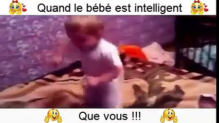 Un bébé très intelligent nous montre ses capacités !