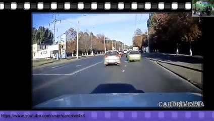 ДДД ДАЙ ДОРОГУ ДУРАКУ!РОССИЯ!