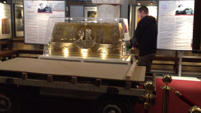 Canonisation: déménagement du reliquaire de Louis et Zélie Martin