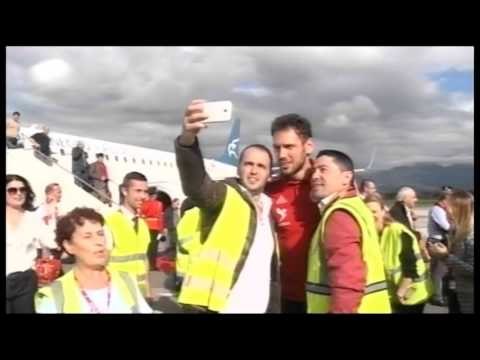 Kombëtarja Shqiptare mbërrin në Rinas