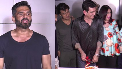 Suneil Shetty, Sonu Nigam, Subhash Ghai Celebrate Mary Kom Director Omung Kumar's Birthday