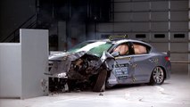 2016 Acura ILX small overlap IIHS crash test