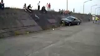 haha haha BMW crash-videosmunch