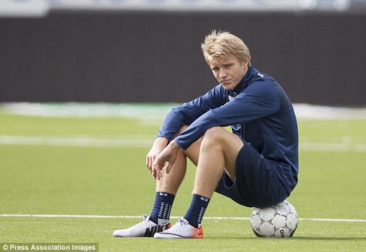 Le contrôle insolent de Martin Ødegaard à l'entraînement !