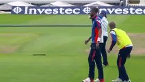 Joe Root pranking with Stuart Broad funny