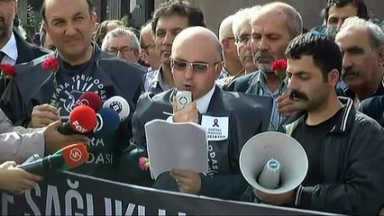 Ankara Tren Garına karanfil bıraktılar