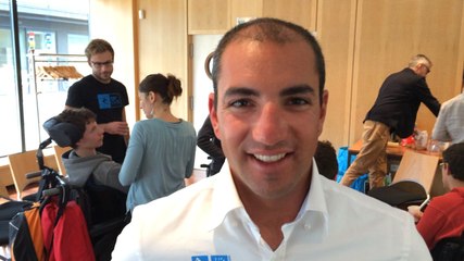 Échange entre des élèves et Damien Seguin, champion handisport