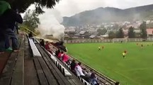 En Slovaquie, le train au pied des tribunes