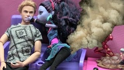커플 방귀트기 바비 몬스터하이인형 장난감 인형극 monster high barbie d