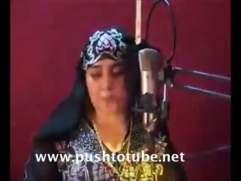 Nadia Gul best song Zama da Tora Jamo Yara Za la Wara wara yam