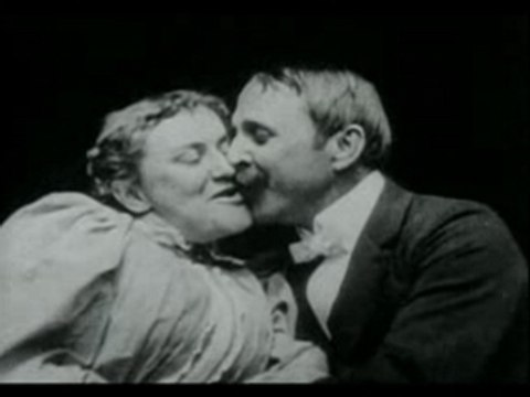 1896 - Kiss - Vidéo Dailymotion