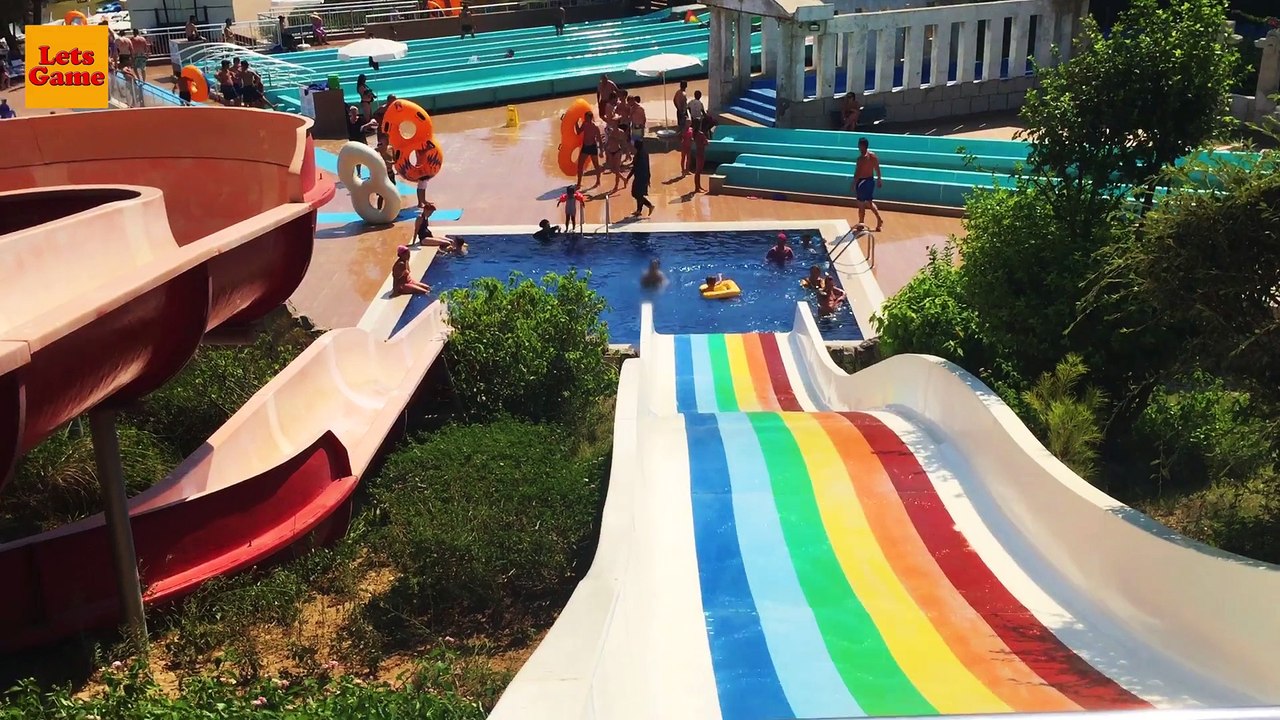 Маленький Мальчик Человек Паук в Аквапарке (Турция) 2