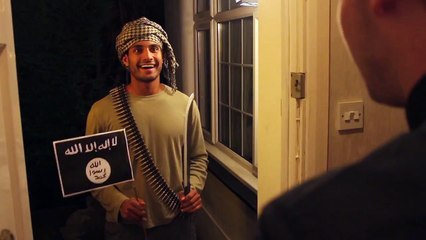 Une soirée Halloween avec des costumes inappropriés