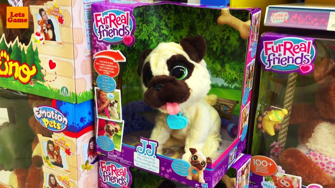 Маленький Мальчик Человек Паук Играет в Игрушки Little Boy Spider-Man Playing with Toys