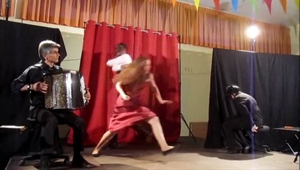 Dans l'oeil du loup (théatre)