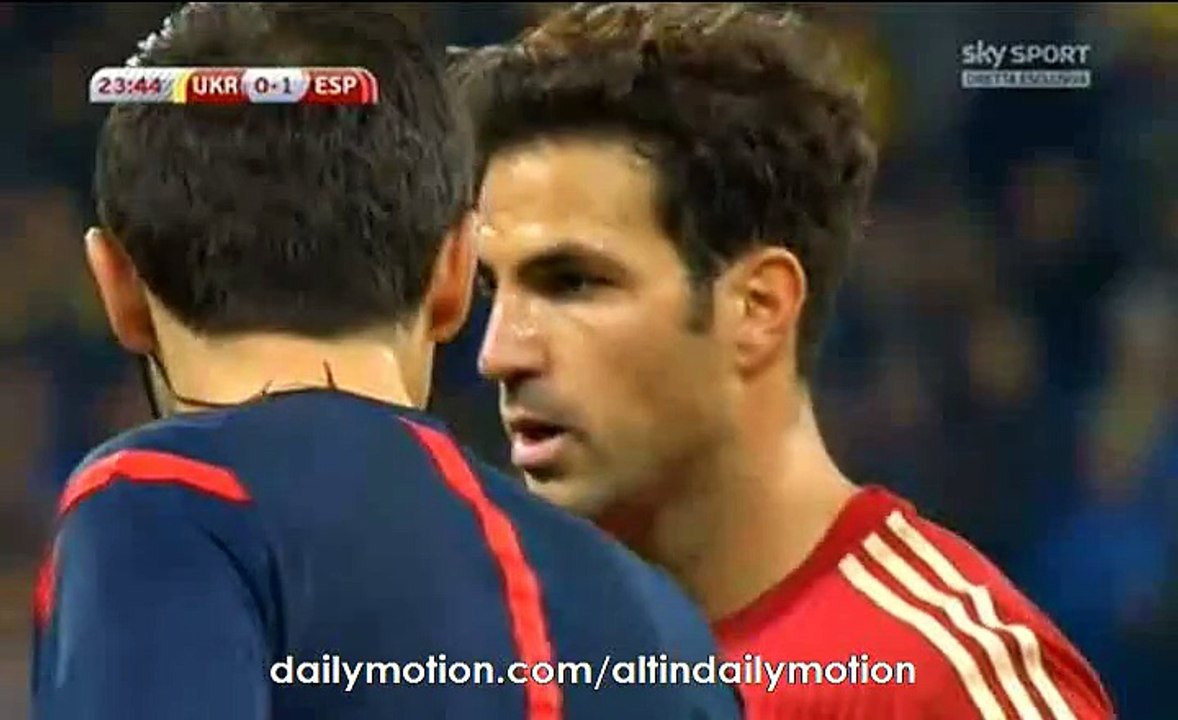 Cesc Fabregas Missed Penalty - Ukraine vs Spain - Euro 2016 - 12.10.2015