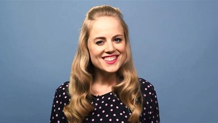 Rita Ora style curls