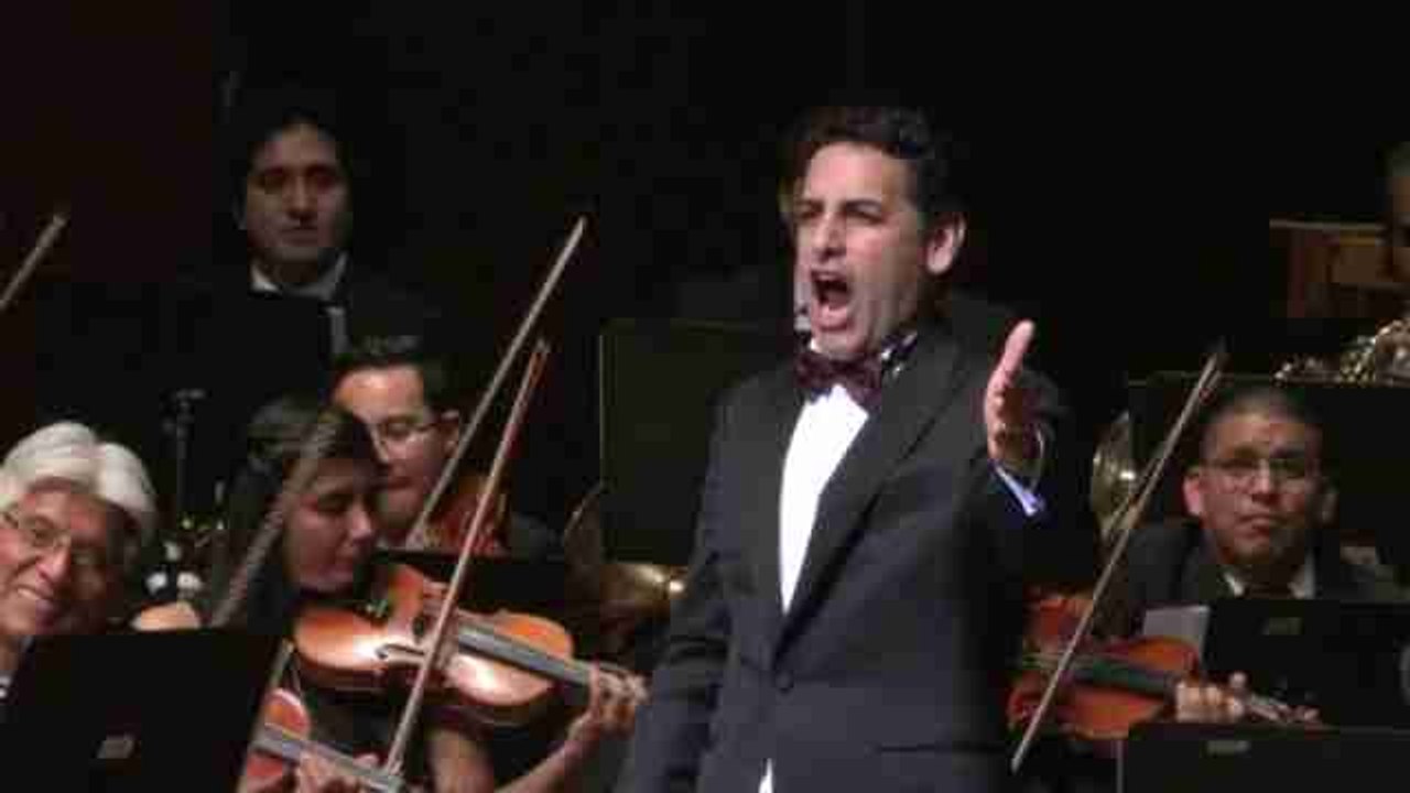 La educación musical para niños desfavorecidos, el reto del tenor peruano Juan Diego Flórez