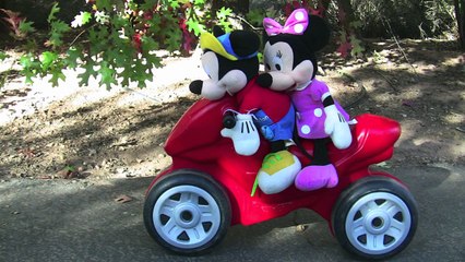 AllToyCollector Mickey & Minnie Mouse on the Playground Park Driving Motorcycle