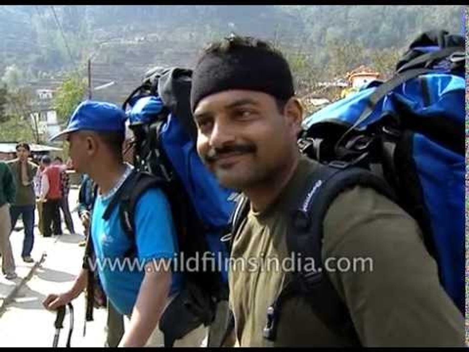 Sherpas wish farewell/good wishes to trekkers berfore departing for Everest