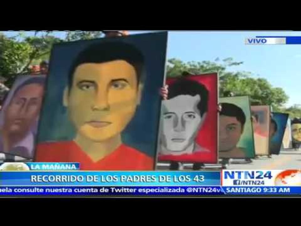 Familiares recorren los lugares donde fueron atacados los 43 estudiantes desaparecidos de Ayotzinapa