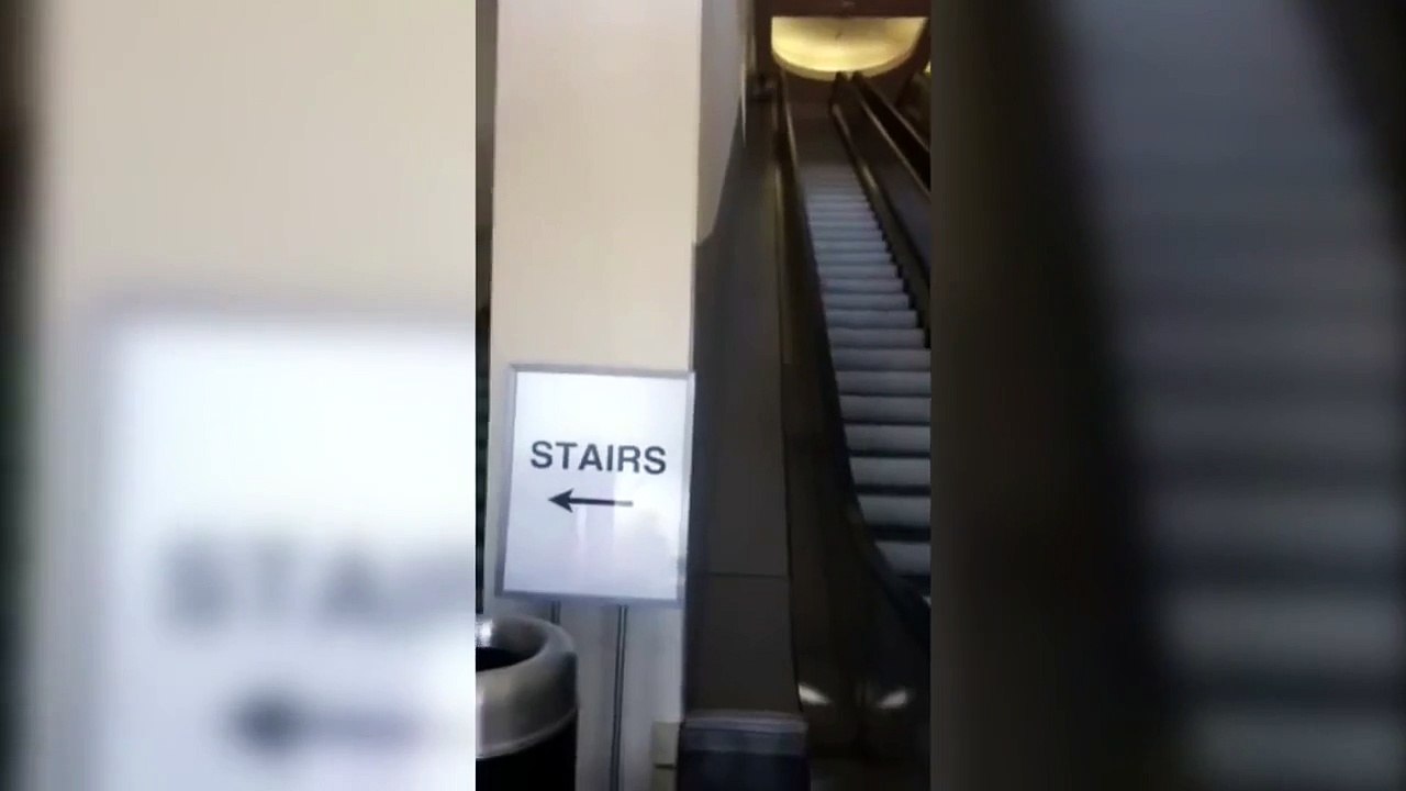 Girl Smashes Face On Escalator | Epic Fail
