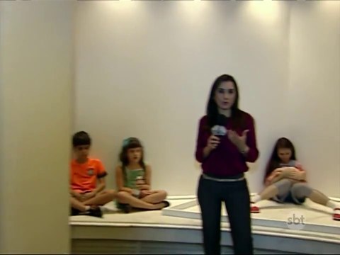 Exposição provocativa de criaturas estranhas faz sucesso em São Paulo