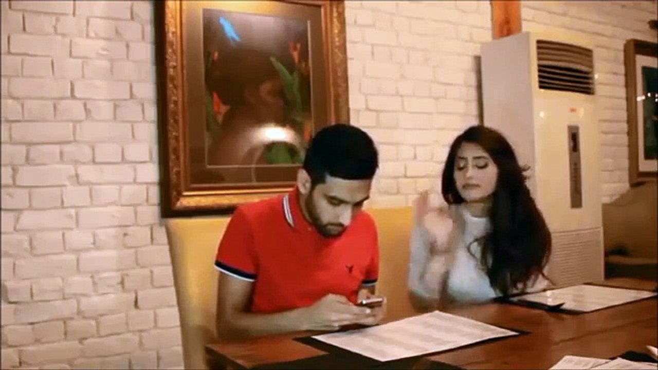 make her silent with selfie