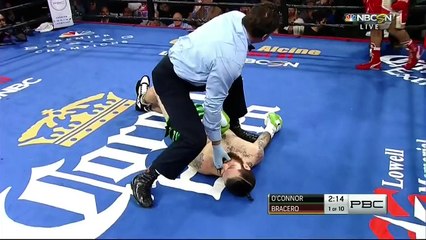 Boxer floors opponent with brutal KO right hook to the face