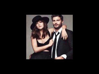 50 sfumature di nero, Jamie Dornan: sempre con il sacchetto di nylon rosa carne