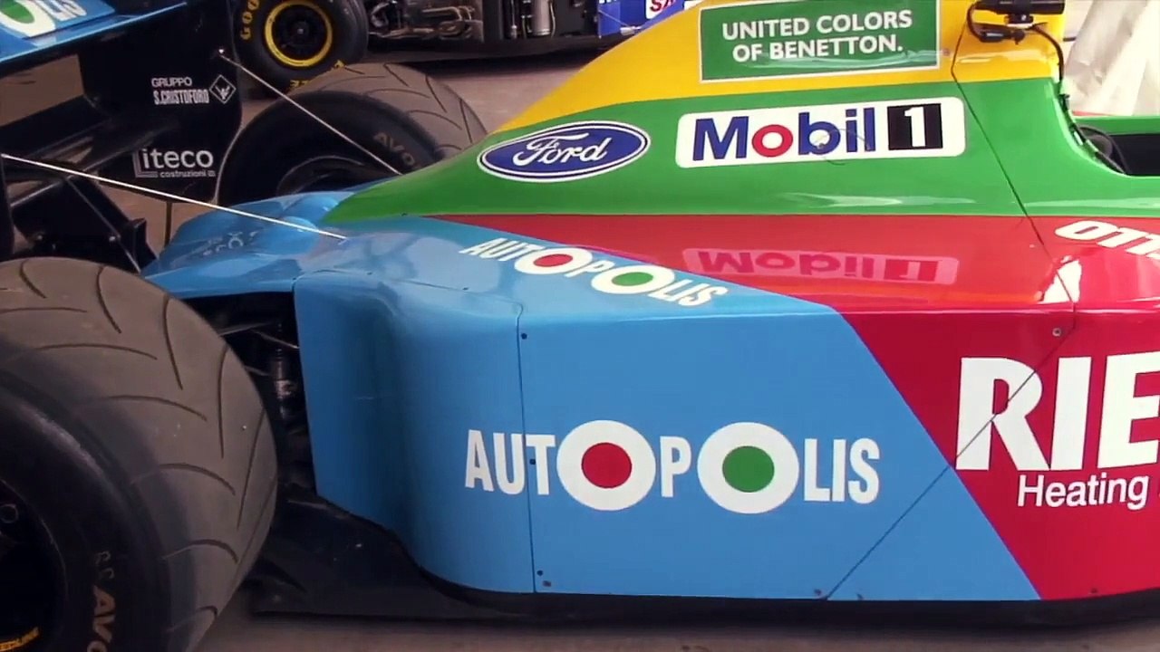 Citroën 2CV com motor de BMW 1100 GS Como transformar um guarda chuva em um foguete”