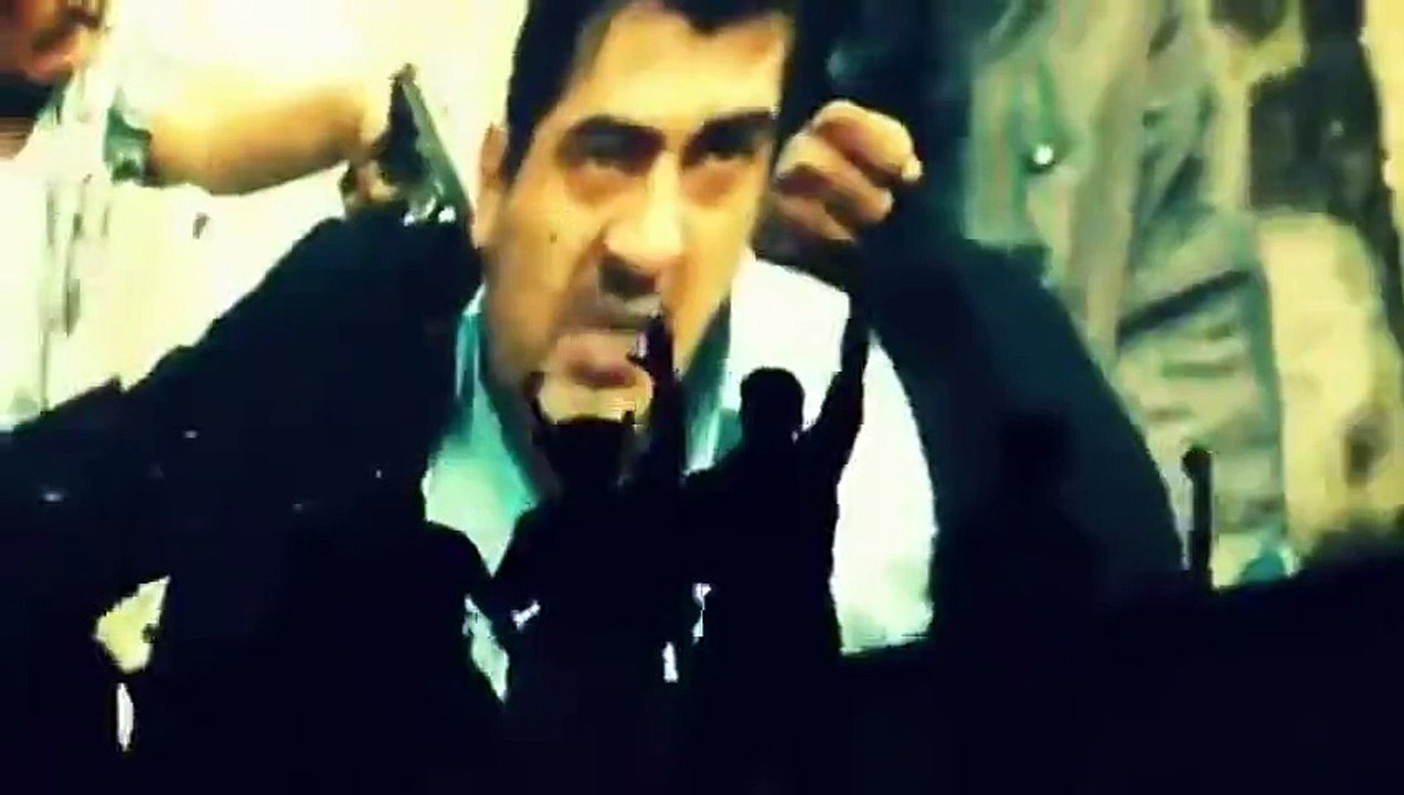 C'est comme ça que les Indiens regardent les films de Bollywood au cinéma... Grosse ambiance