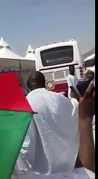 Des pèlerins négligés à la MECQUE, s'en prend au membre de la commision