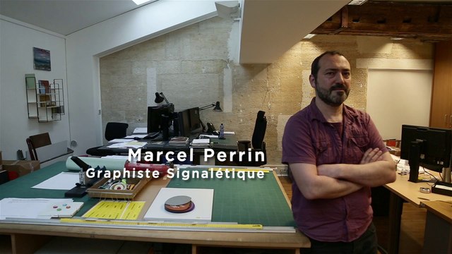 La Petite Galerie du Louvre : interview de Marcel Perrin, graphiste, concepteur de la signalétique de l'exposition Mythes fondateurs
