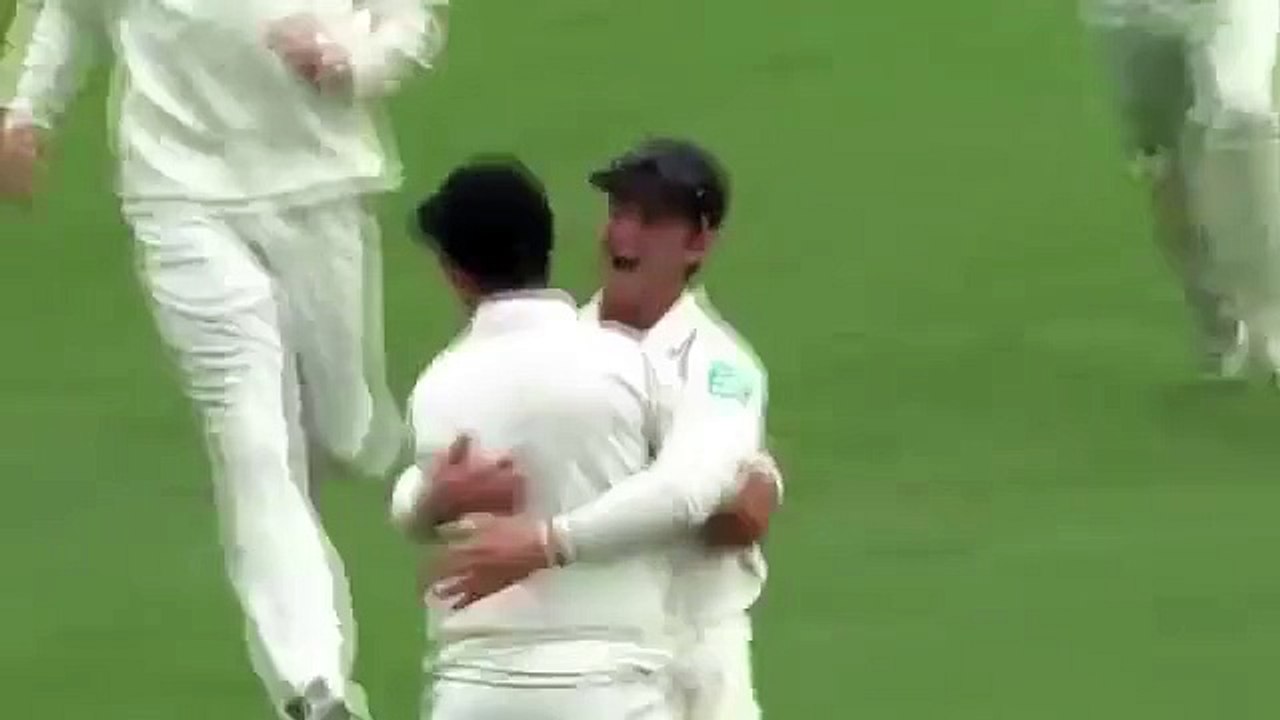 Amazing Cricket catches by Trent Boult 2015
