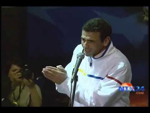 Capriles dice a ciudadanos venezolanos en Colombia que cambios en su país son imparables