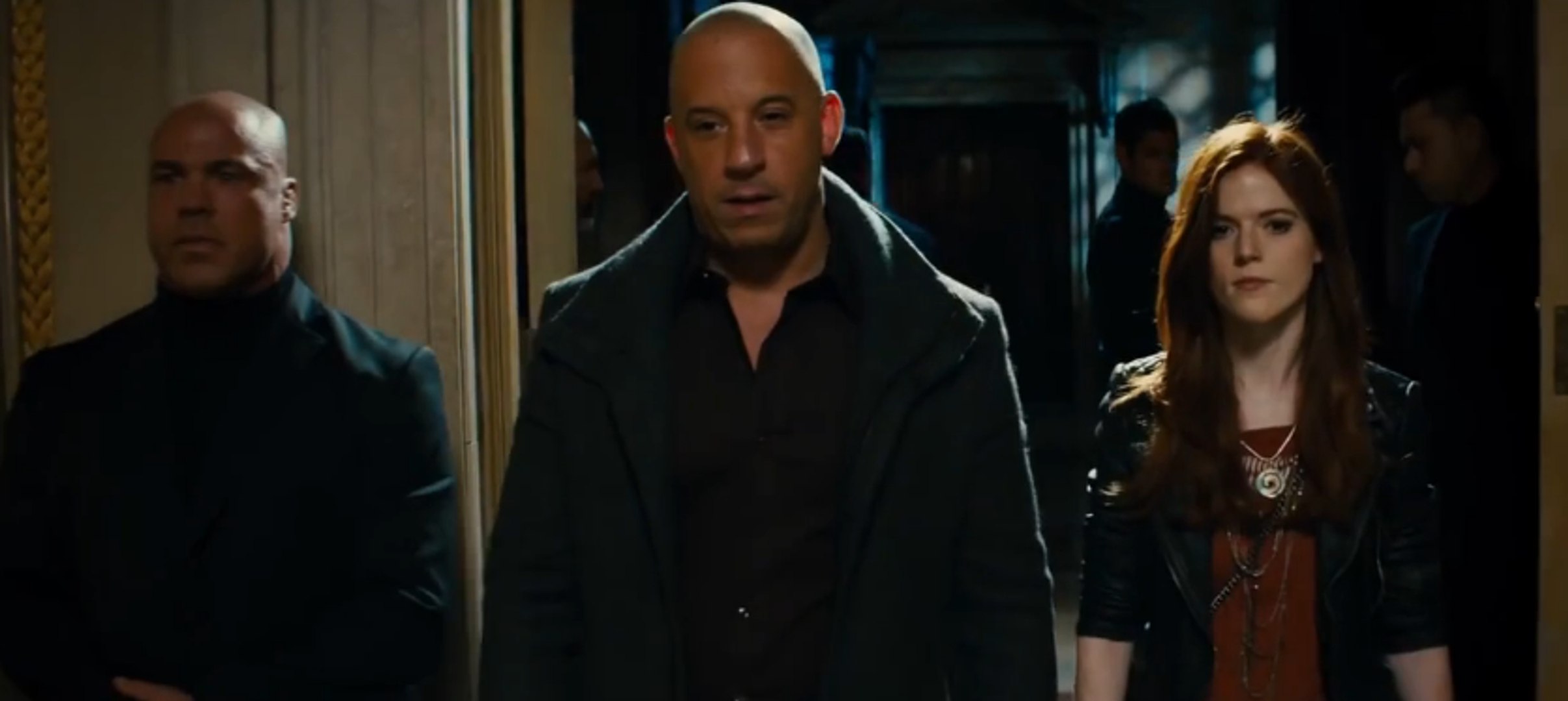 ⁣The last witch hunter (2015) Trailer
