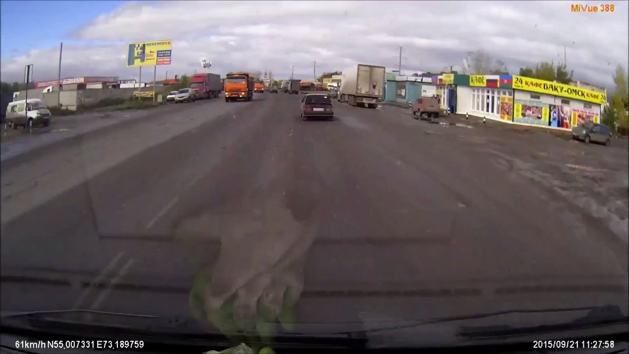 Le choc des chocs avec les 2 camions