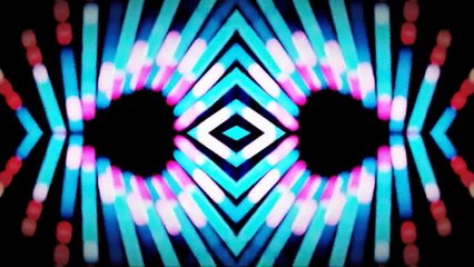 فرنسا: أسبوع الموضة بباريس ..أثواب وأزياء تكشف الكثير!!