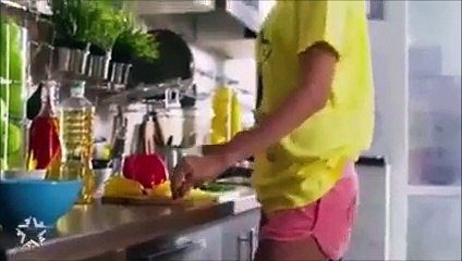 Girls Vs Boys - Funny Incidents and Fights - Really Amazing