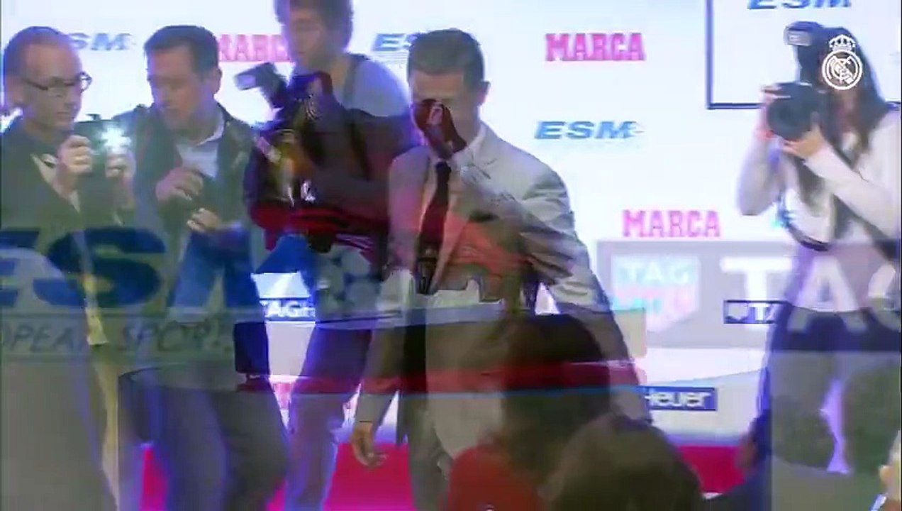 Cristiano receives his fourth Golden Shoe 2015